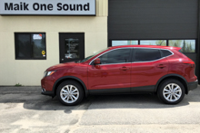 Grey 2019 Nissan Qashqai with premium automotive tint